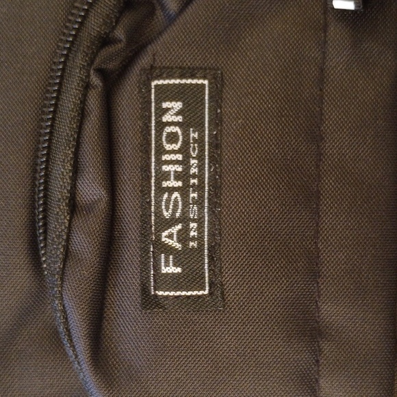 Fashion Instincts black canvas crossbody bag - Picture 2 of 5